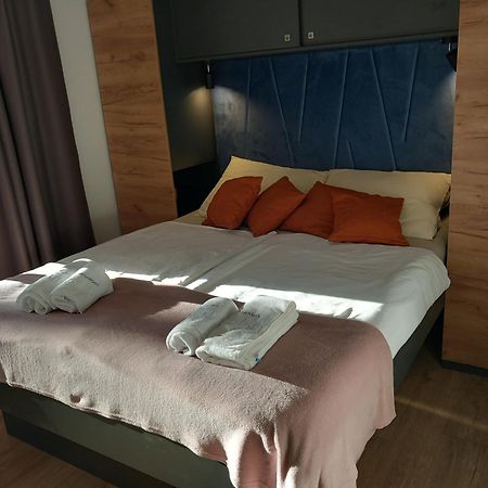 Mobile Home Anamari Biograd Na Moru Luaran gambar